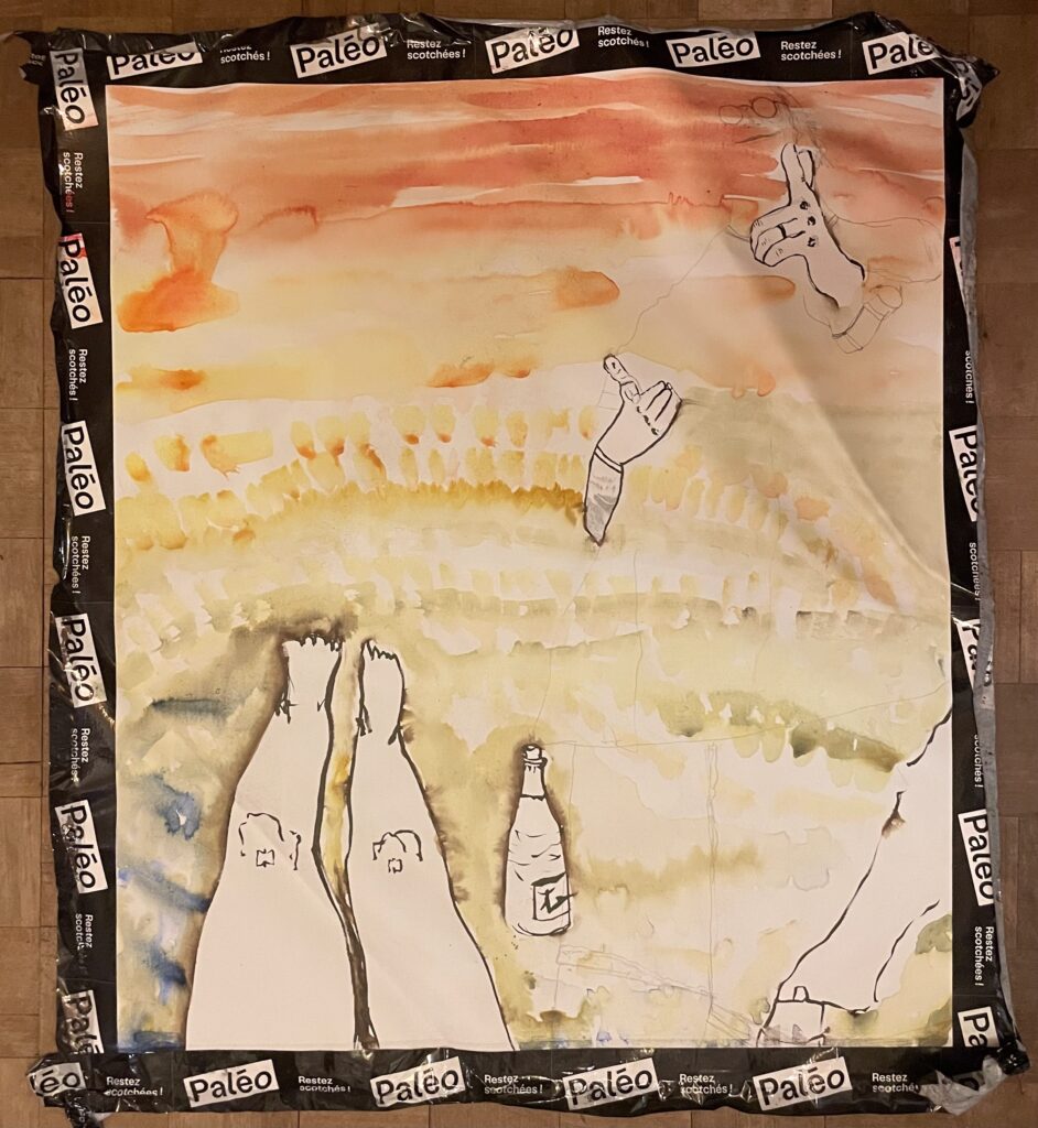Beine und Hände in schwarz weiss in entspannter Position vor einem sonnenuntergangsfarbenen Festivalgelände mit Paleo Tape gerahmtes Bild auf Leinwald gemalt